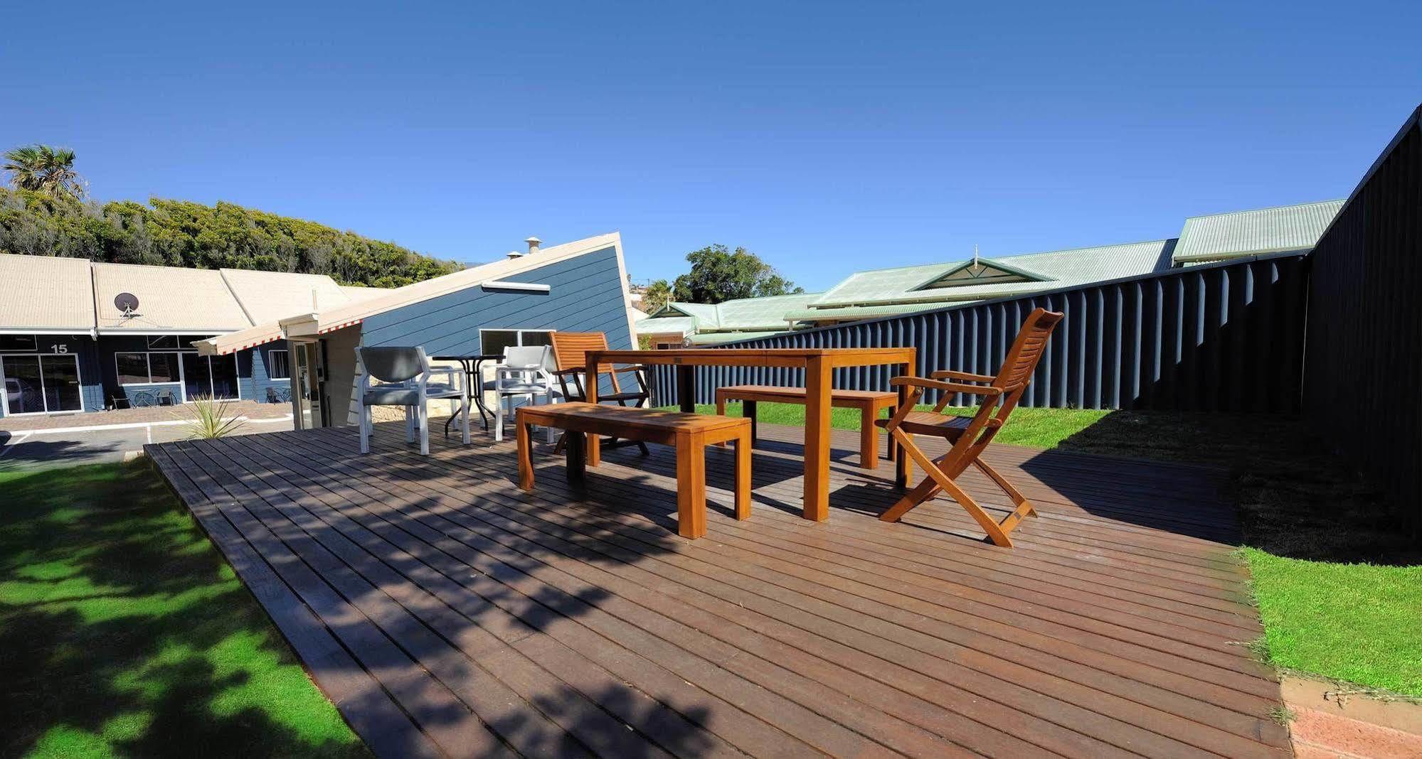 Abrolhos Reef Lodge Geraldton Bagian luar foto