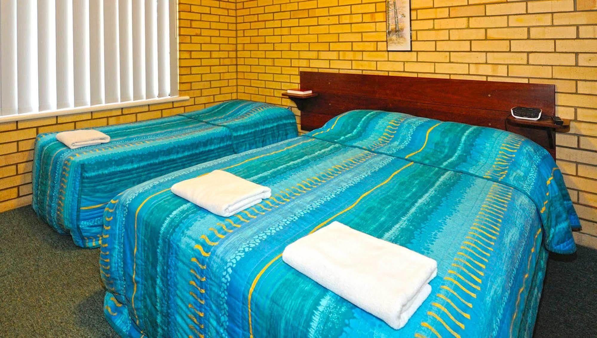 Abrolhos Reef Lodge Geraldton Bagian luar foto